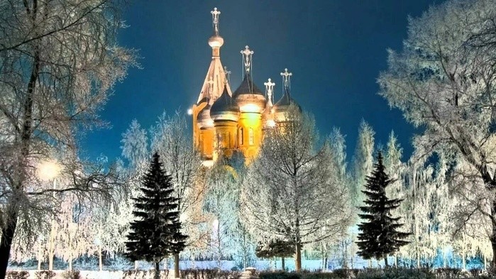 Храмы в зимнем убранстве