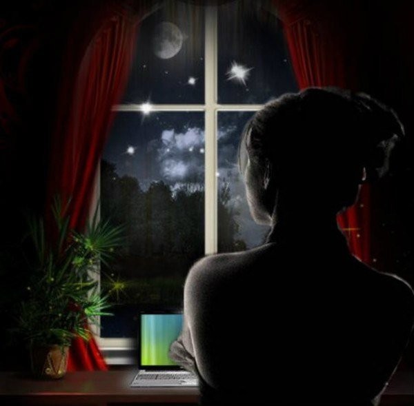 Ночью у окна