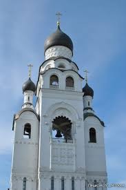 Когда плывёт с высоких колоколен...