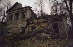 Призрак старого дома (акро)