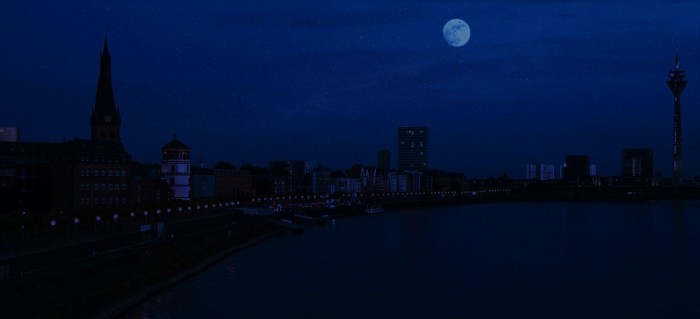 CXXVII. Над Рейном ночь, и звёздное сиянье