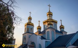 Храм