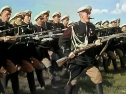 Штыки примкнули и пошли за рядом ряд