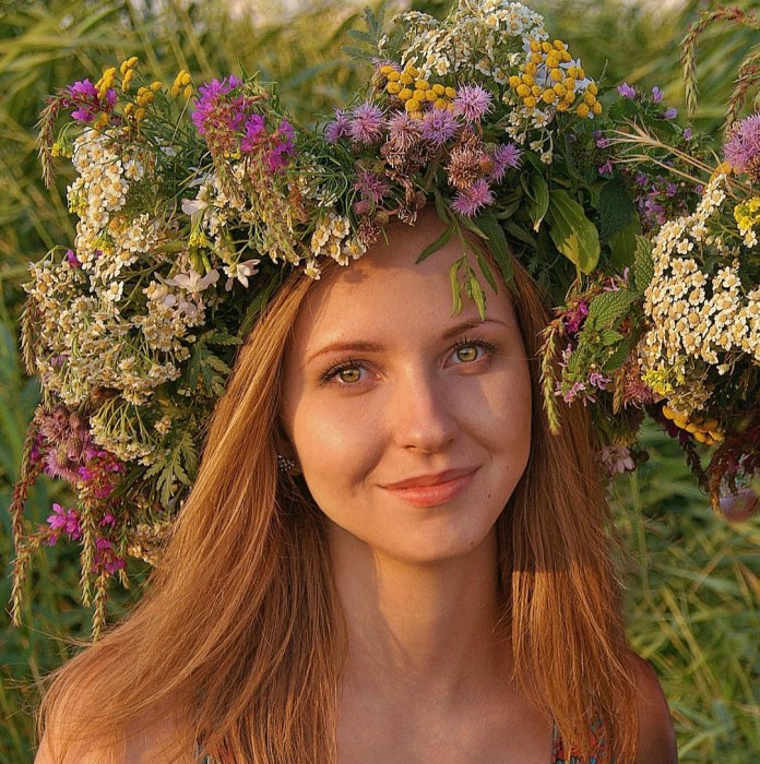 Эти губы, маков цвет