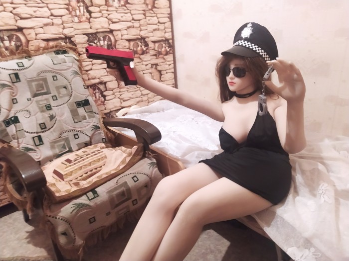 Терминаторша из силикона (18+)