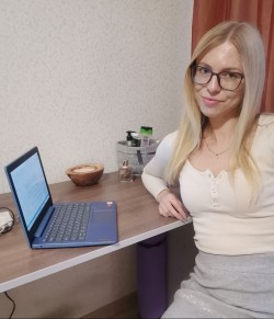 Юлия Белоусова