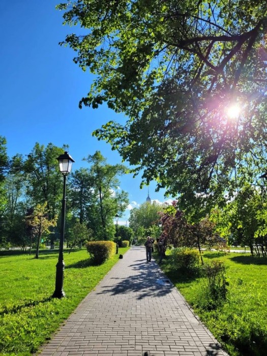 В городке весеннем