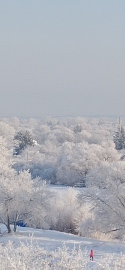 Зима добра.