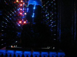 06-ufo-pilot