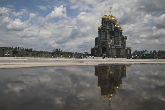 Звонят колокола