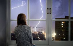 Загляну в лицо своих воспоминаний...