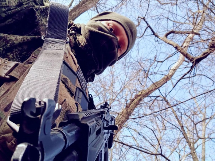 Погоди браток, покурю
